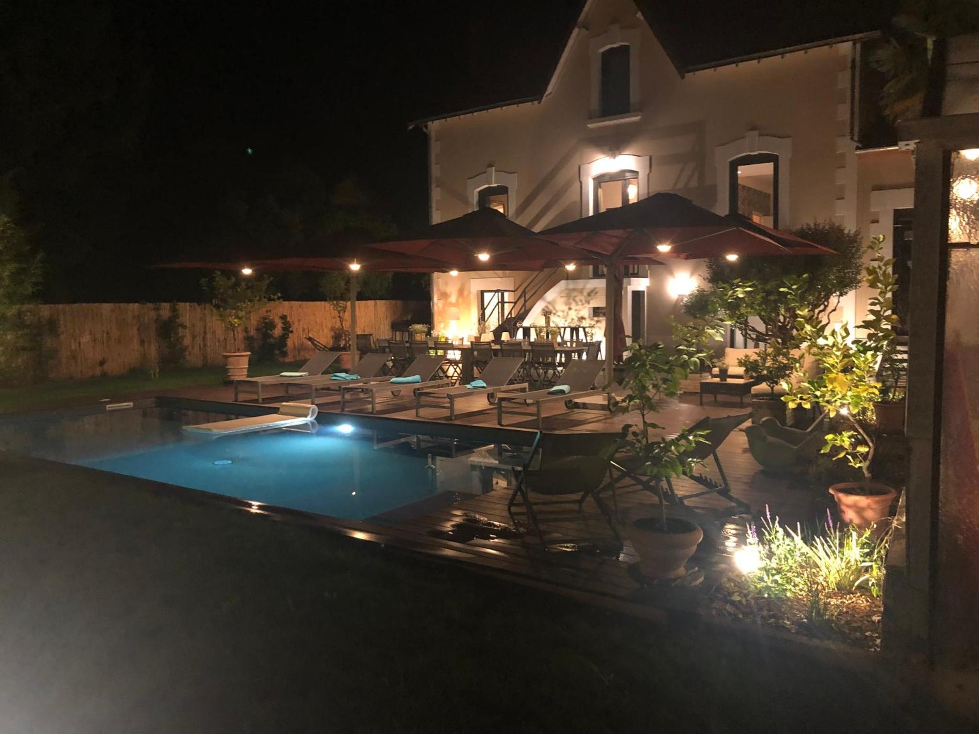 Demeure De Charme Vue Riviere Perigueux Piscine Parking Acomodação com café da manhã Exterior foto